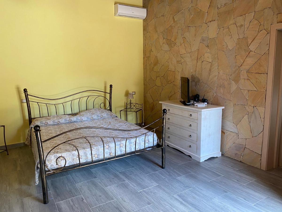 Agriturismo Abbalughente Sindia Екстериор снимка